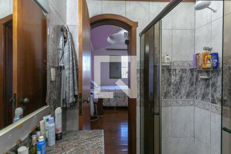 Apartamento à venda com 220m², 4 quartos e 4 vagasBanheiro da Suíte 2