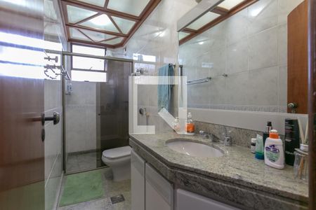 Apartamento à venda com 220m², 4 quartos e 4 vagasBanheiro