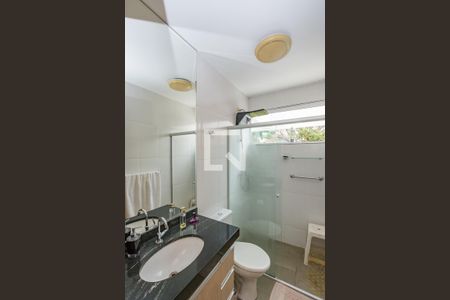 Casa à venda com 162m², 3 quartos e 2 vagasBanheiro da Suíte 2