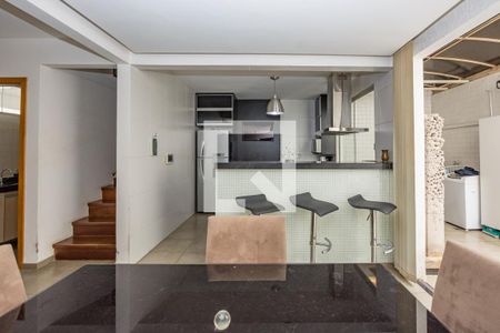 Casa à venda com 162m², 3 quartos e 2 vagasCozinha