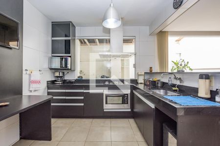 Casa à venda com 162m², 3 quartos e 2 vagasCozinha