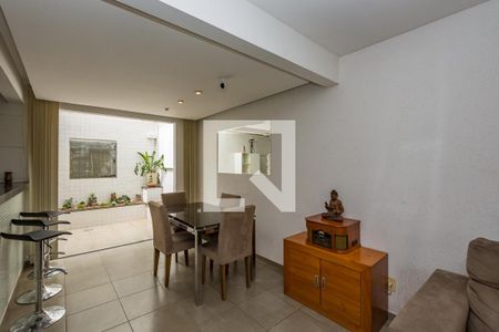 Sala 1 de casa à venda com 3 quartos, 162m² em Alto Caiçaras, Belo Horizonte