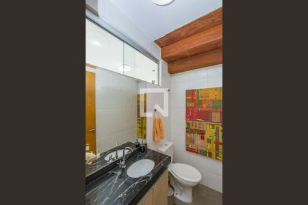 Casa à venda com 162m², 3 quartos e 2 vagasLavabo