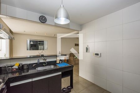 Casa à venda com 162m², 3 quartos e 2 vagasCozinha