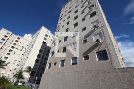 Fachada do bloco de apartamento para alugar com 2 quartos, 48m² em Protásio Alves, Porto Alegre