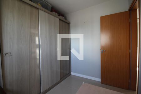 Quarto 1 de apartamento para alugar com 2 quartos, 48m² em Protásio Alves, Porto Alegre