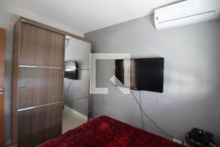 Quarto 2 de apartamento para alugar com 2 quartos, 48m² em Protásio Alves, Porto Alegre
