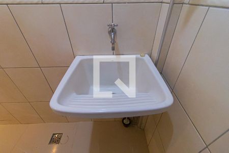 Apartamento à venda com 76m², 2 quartos e 1 vagaÁrea de Serviço