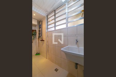 Apartamento à venda com 76m², 2 quartos e 1 vagaÁrea de Serviço