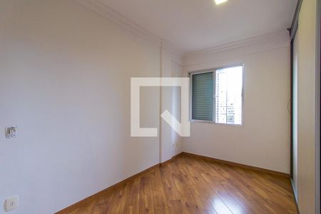 Apartamento à venda com 76m², 2 quartos e 1 vagaQuarto 2