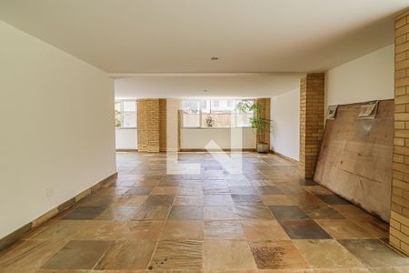 Apartamento à venda com 380m², 4 quartos e 3 vagasÁrea comum - Salão de festas