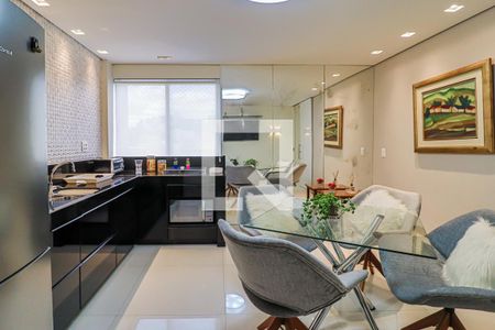 Apartamento à venda com 380m², 4 quartos e 3 vagasCobertura - Cozinha