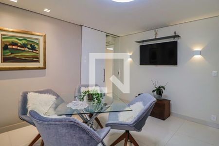 Apartamento à venda com 380m², 4 quartos e 3 vagasCobertura - Cozinha