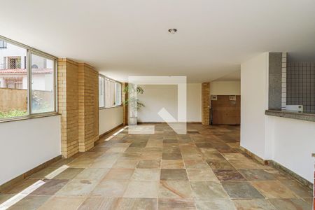 Apartamento à venda com 380m², 4 quartos e 3 vagasÁrea comum - Salão de festas