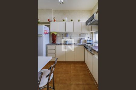 Apartamento à venda com 380m², 4 quartos e 3 vagasCozinha