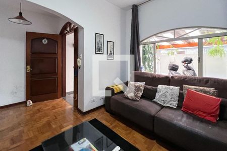 Sala de casa para alugar com 4 quartos, 200m² em Planalto Paulista, São Paulo
