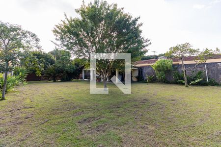 Casa à venda com 200m², 2 quartos e 20 vagasQuintal/Garagem