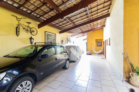 Casa para alugar com 280m², 4 quartos e 4 vagas Casa para alugar com 280m², 4 quartos e 4 vagasGaragem