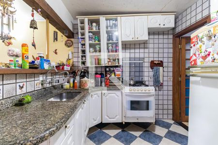 Casa para alugar com 280m², 4 quartos e 4 vagas Casa para alugar com 280m², 4 quartos e 4 vagasCozinha