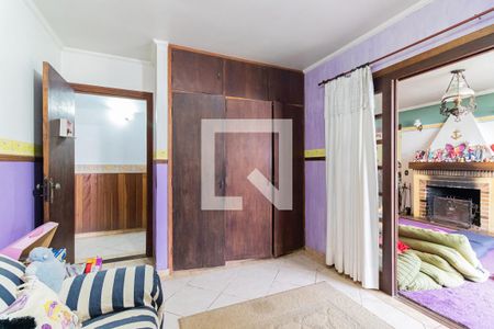 Casa para alugar com 280m², 4 quartos e 4 vagas Casa para alugar com 280m², 4 quartos e 4 vagasQuarto 1