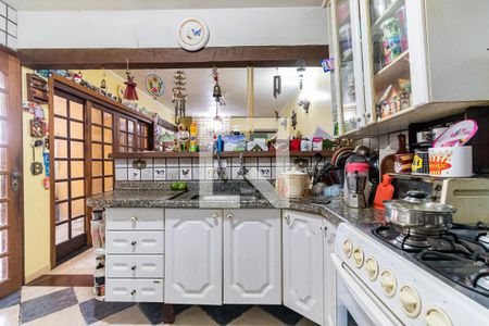 Casa para alugar com 280m², 4 quartos e 4 vagas Casa para alugar com 280m², 4 quartos e 4 vagasCozinha