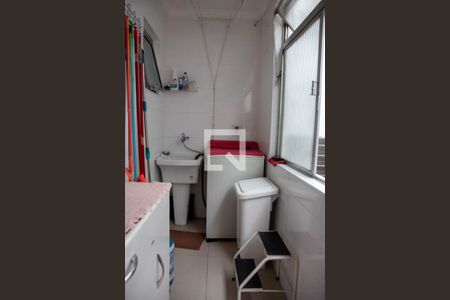 Apartamento à venda com 84m², 2 quartos e 1 vaga Apartamento à venda com 84m², 2 quartos e 1 vagaÁrea de Serviço