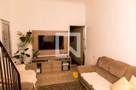 Sala de casa à venda com 3 quartos, 373m² em Vila Nogueira, Diadema