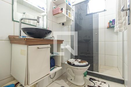Apartamento para alugar com 47m², 2 quartos e 1 vagaDetalhe do Banheiro