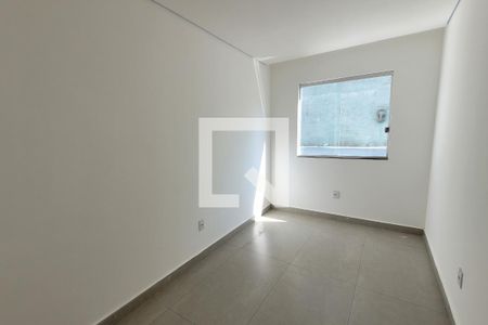 Quarto 1 de casa à venda com 3 quartos, 155m² em Monte Castelo, Contagem