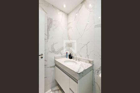 Apartamento à venda com 94m², 3 quartos e 2 vagasBanheiro