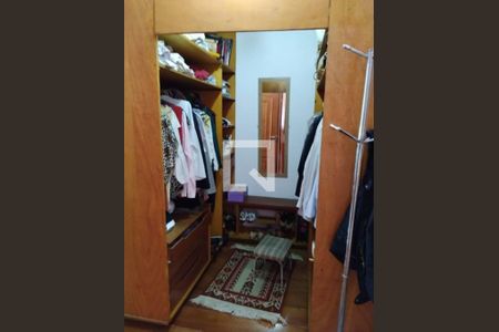 Casa à venda com 3 quartos, 200m² em Parque dos Principes, São Paulo