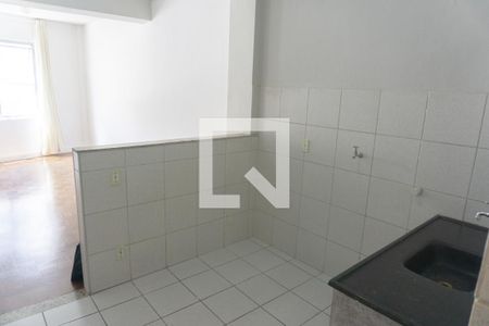 Cozinha de kitnet/studio para alugar com 1 quarto, 30m² em Bela Vista, São Paulo