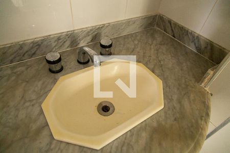 Apartamento para alugar com 90m², 3 quartos e 1 vaga Apartamento para alugar com 90m², 3 quartos e 1 vagaBanheiro da Suíte - Pia