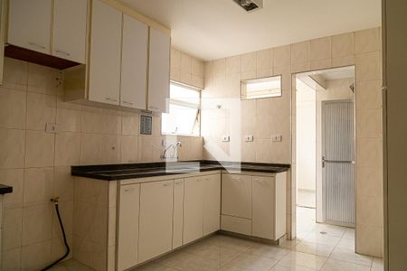 Apartamento para alugar com 90m², 3 quartos e 1 vaga Apartamento para alugar com 90m², 3 quartos e 1 vagaCozinha e Área de Serviço