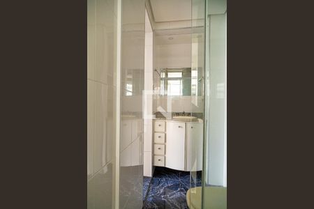 Apartamento para alugar com 90m², 3 quartos e 1 vaga Apartamento para alugar com 90m², 3 quartos e 1 vagaBanheiro da Suíte