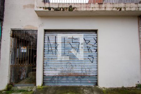 Fachada de casa à venda com 2 quartos, 70m² em Vila Suica, Santo André