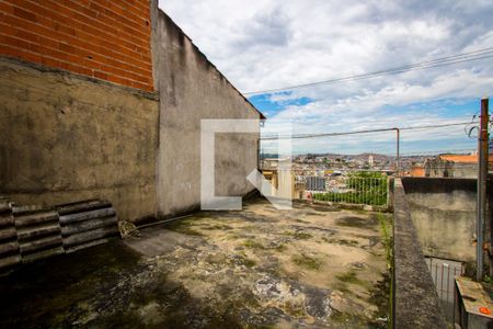 Quintal de casa à venda com 2 quartos, 70m² em Vila Suica, Santo André