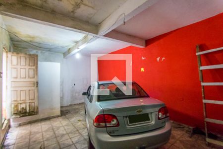 Garagem de casa à venda com 2 quartos, 70m² em Vila Suica, Santo André