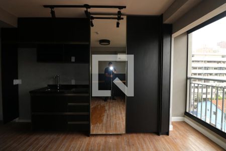 Sala  de apartamento à venda com 1 quarto, 28m² em Perdizes, São Paulo