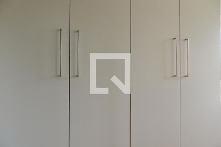 Apartamento à venda com 154m², 4 quartos e 2 vagasQuarto 2 Closet