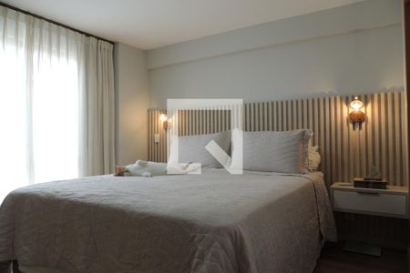 Apartamento à venda com 154m², 4 quartos e 2 vagasQuarto 4 - Suíte