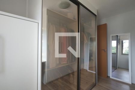 Apartamento à venda com 154m², 4 quartos e 2 vagasQuarto 2 Closet