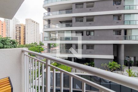 Varanda de kitnet/studio à venda com 1 quarto, 27m² em Vila Nova Conceição, São Paulo