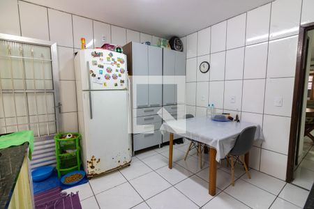 Cozinha de casa à venda com 2 quartos, 100m² em Jardim São Luís, São Paulo