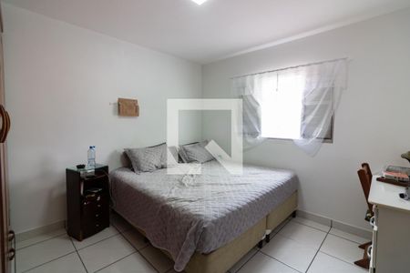 Quarto 1  de casa à venda com 2 quartos, 100m² em Jardim São Luís, São Paulo