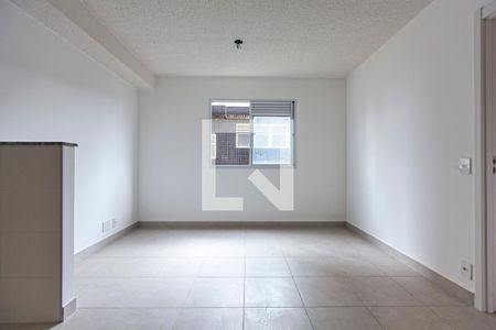 Sala / Cozinha de apartamento para alugar com 1 quarto, 32m² em Barra Funda, São Paulo