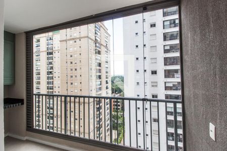 Varanda de apartamento à venda com 2 quartos, 52m² em Jardim Tupanci, Barueri