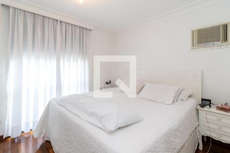 Apartamento à venda com 200m², 4 quartos e 4 vagasSuíte 1 