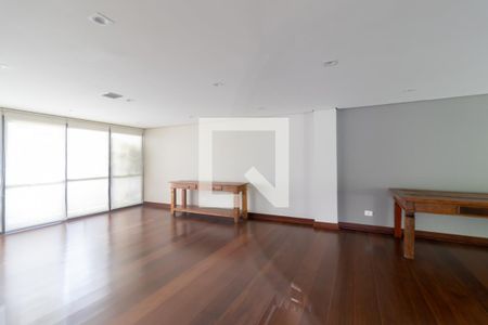 Apartamento à venda com 200m², 4 quartos e 4 vagasÁrea comum - Salão de festas