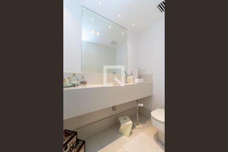 Apartamento à venda com 200m², 4 quartos e 4 vagasLavabo